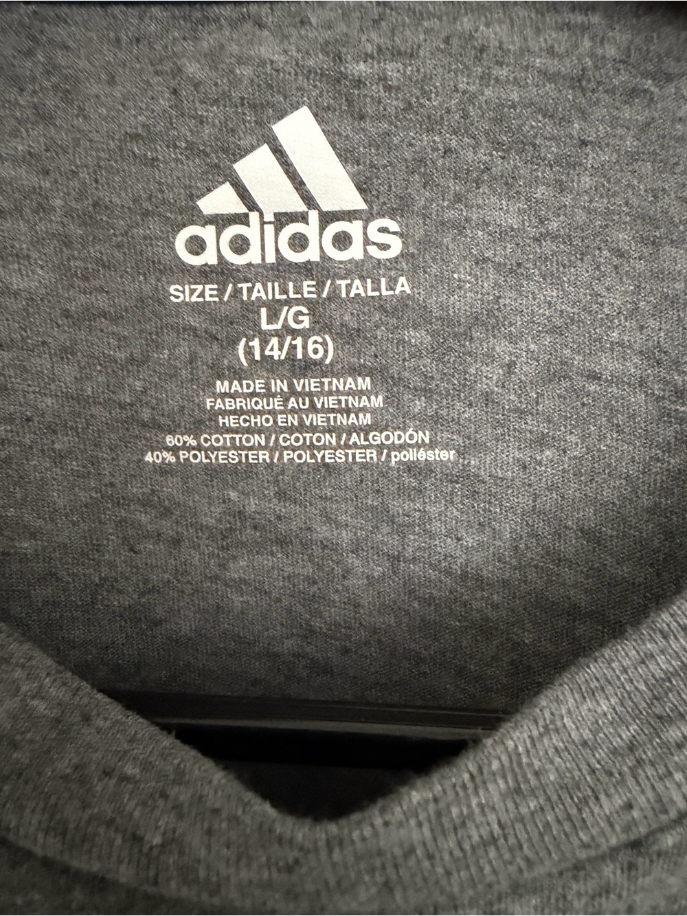 🔥5 for $25 Adidas Boys Grey Short Sleeve Graphic Logo T-Shirt Size L (14/16) - Picture 2 of 3